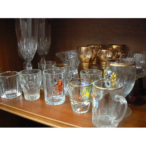 473 - 5 SHELVES OF MIXED GLASSES