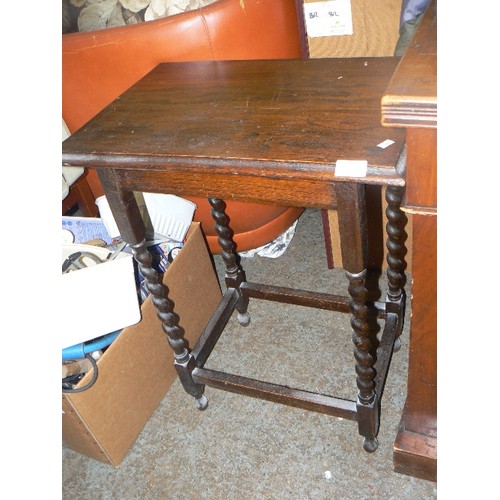 407 - SIDE TABLE WITH BARLEY TWIST LEGS. VINTAGE OAK. 59CM W.