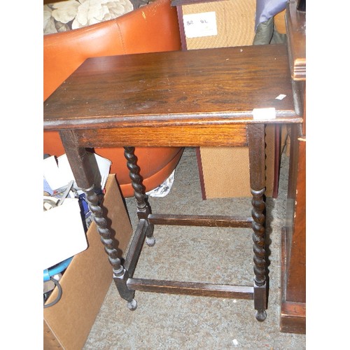 407 - SIDE TABLE WITH BARLEY TWIST LEGS. VINTAGE OAK. 59CM W.