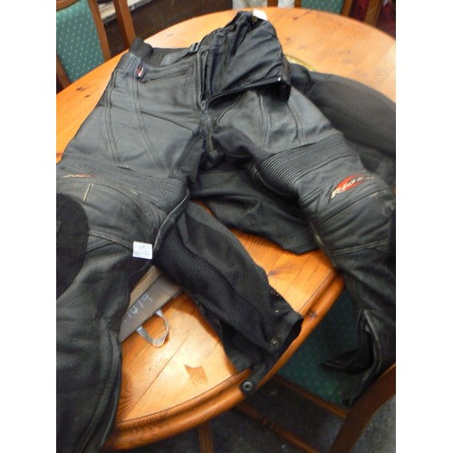 477 - LEWIS ORIGINALS MOTORCYCLE JACKET SIZE M  AND RIOSSI LEATHER MOTORCYCLE TROUSERS