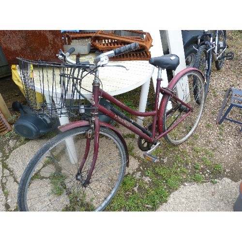 497 - VINTAGE RALEIGH BIKE IN MAROON WITH BASKET