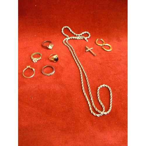 11 - SILVER 925 CROSS PENDANT, A PAIR OF 9CT ON SILVER EARRINGS , 5 COSTUME DRESS RINGS AND A SILVER META... 