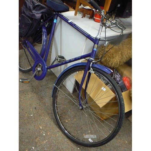 429A - RALEIGH CLASSIQUE BISON BIKE WITH REAR BAG