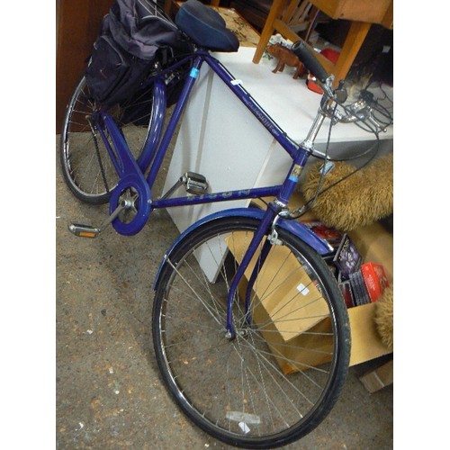 429A - RALEIGH CLASSIQUE BISON BIKE WITH REAR BAG