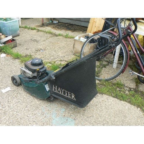 496 - HAYTER HAWK BRIGGS AND STRATTON ENGINE PETROL LAWNMOWER