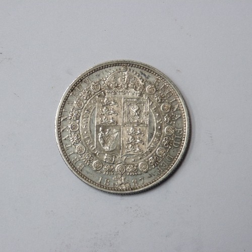 70 - SILVER QUEEN VICTORIA 1887 JUBILEE HEAD HALFCROWN (EF)