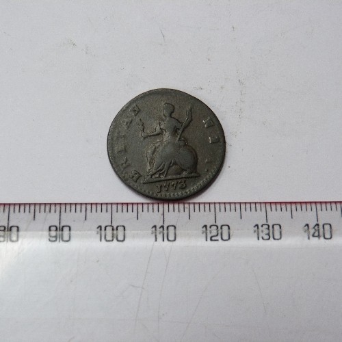 156 - 1773 GEORGE III  Copper Farthing (F)