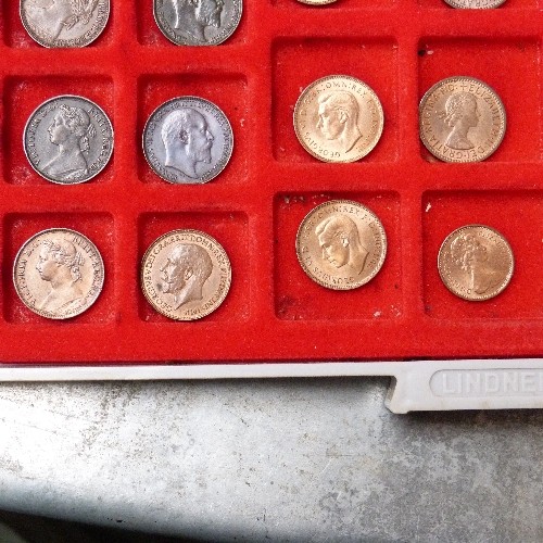 161 - COLLECTION OF 33 FARTHINGS  14 QUEEN VICTORIA 1860 -1900  3 EDWARD VII  5 GEORGE V   6 GEORGE VI  5 ... 