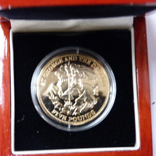 198 - A 2012 TDC GOLD PLATED £5.00 COIN WITH GEORGE AND THE DRAGON IN FITTED BOX WITH CERTIFICATE