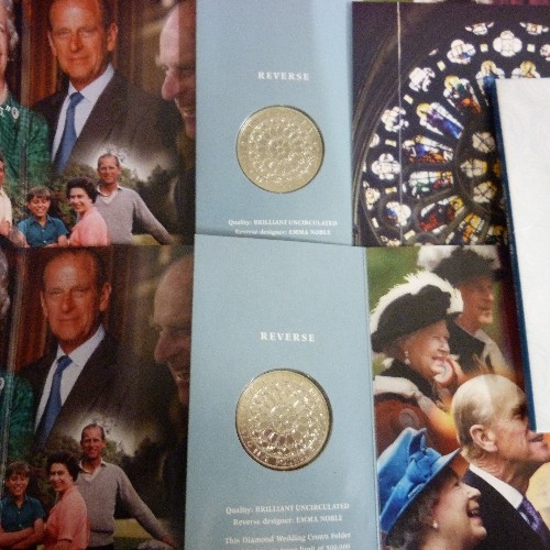 231 - COLLECTION OF MINT AND UNC BRITISH COINS;
2 X 1999 £5 PRINCESS DIANA
2 X 2000 £5 QUEEN MOTHER 
1 X 2... 