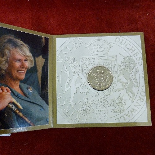 231 - COLLECTION OF MINT AND UNC BRITISH COINS;
2 X 1999 £5 PRINCESS DIANA
2 X 2000 £5 QUEEN MOTHER 
1 X 2... 