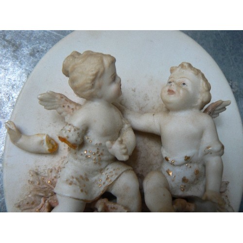 3 - PAIR OF FINE QUALITY PORCELAIN WALL PLAQUES WITH CHERUBS - SOME DAMAGE & REPAIRS - 12CM X 9CM