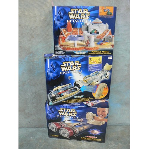 327 - STAR WARS EPISODE 1. MICRO-MACHINES POD RACE ARENA, TURBO BLAST PODRACERS, AND BATTLE DROID. BOXED.