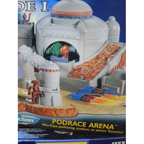 327 - STAR WARS EPISODE 1. MICRO-MACHINES POD RACE ARENA, TURBO BLAST PODRACERS, AND BATTLE DROID. BOXED.