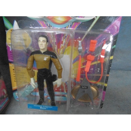 336 - STAR TREK INSURRECTION. CAPT JEAN-LUC PICARD FIGURE. ALSO LIET COMM DATA FIGURE. BOTH BOXED.