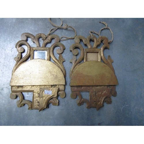 124 - PAIR OF VINTAGE GILT WOOD FLORENTINE STYLE FOLDING WALL BRACKETS WITH MIRRORS (MIRROR MISSING ON ONE... 