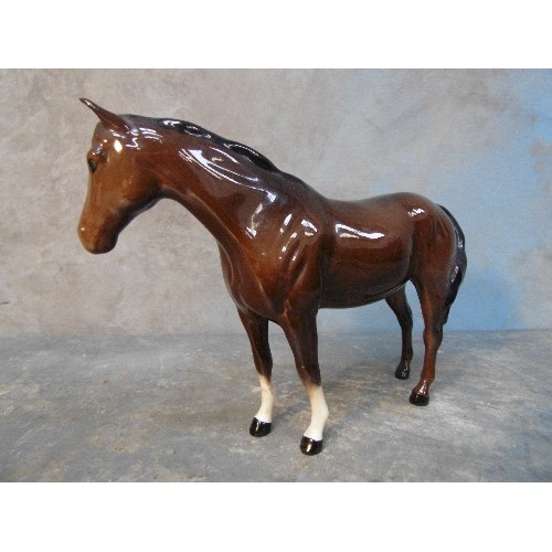 197 - ROYAL DOULTON BONE CHINA HORSE - CHESTNUT COLOUR - 17CM