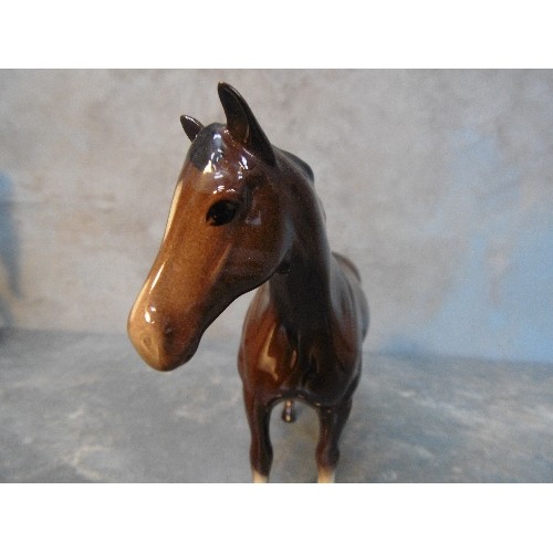 197 - ROYAL DOULTON BONE CHINA HORSE - CHESTNUT COLOUR - 17CM