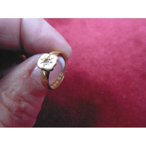 52 - A 22ct GOLD RING WEIGHT 2.06g NOT INCLUDING STONE