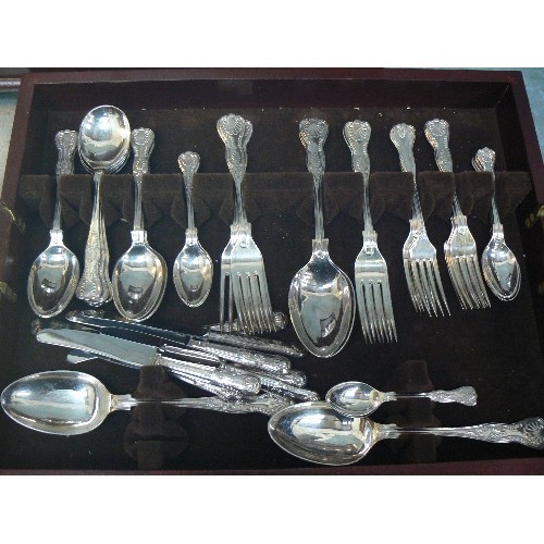 84 - LARGE CANTEEN OF KING AND QUEENS PATTERN SILVER PLATED CUTLERY BY COOPER BROTHERS AND OTHER MAKERS W... 