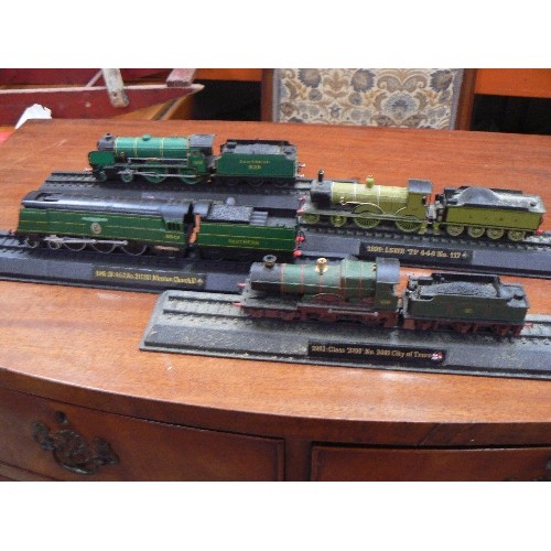 479 - 4 STATIC MODEL STEAM LOCOMOTIVES ON DISLPAY PLINTHS INC WINSTON CHURCHILL