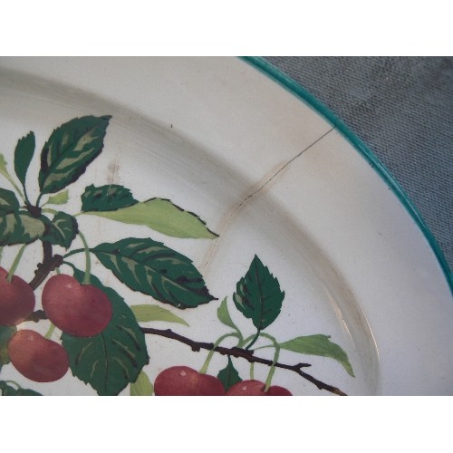 216 - FOUR EARLY 20TH CENTURY VILLEROY & BOCH PLATES HAND PAINTED WITH FRUITS. ONE OF THE MEAT PLATES IS C... 