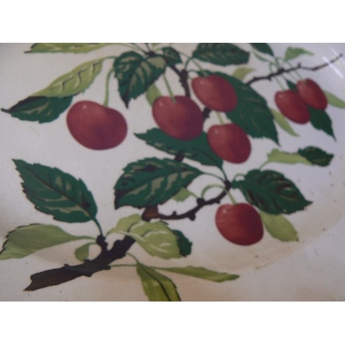 216 - FOUR EARLY 20TH CENTURY VILLEROY & BOCH PLATES HAND PAINTED WITH FRUITS. ONE OF THE MEAT PLATES IS C... 