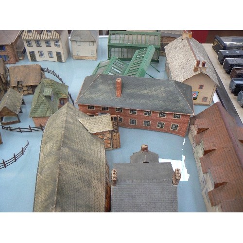 496 - OO GAUGE MODEL TOWN IN PLASTIC & CARDBOARD INC BRICKPAPER, TREES, TELEGRAPH POLES ETC