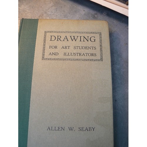 255 - FIVE VINTAGE BOOKS ON THE SUBJECT OF ART INCLUDING 