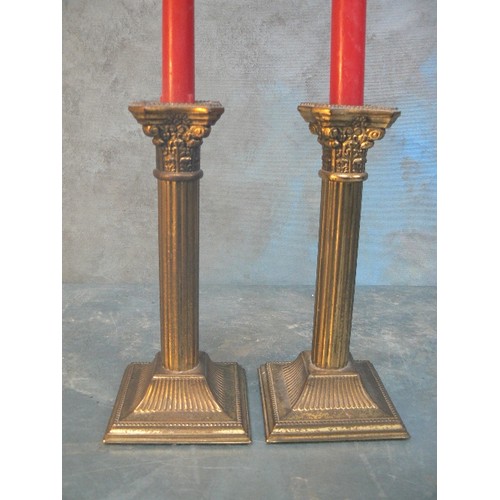 147 - PAIR OF VINTAGE CORINTHIAN COLUMN BRASS CANDLESTICKS - 20CM. ALSO A PAIR OF GLASS CANDLESTICKS 20CM