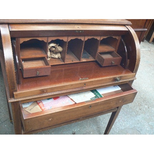 358 - EDWARDIAN MAHOGANY CYLINDER BUREAU WITH BOXWOOD & EBONY STRINGING, TOP OPENS TO REVEAL TWO SMALL DRA... 