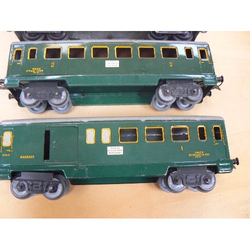 503 - TINPLATE & WOODEN O GAUGE CARRIAGES INC SNCF. PLUS EMPTY HORNBY BOX