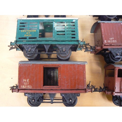 505 - HORNBY 5 TINPLATE O GAUGE WAGONS + BRAKE VAN