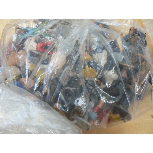 507 - VINTAGE METAL FUEL PUMPS, O GAUGE LOCO PARTS, BAG OF ANIMALS, BAG OF FIGURES, METAL PLANES, EMPTY BU... 