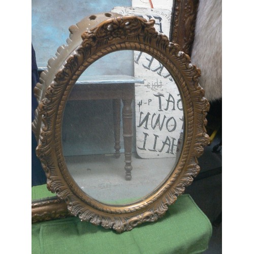 384 - TWO VINTAGE GILT FRAMED MIRRORS, THE LARGEST 90CM X 66CM