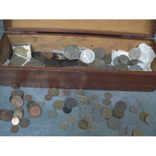 246A - COLLECTION OF COINS IN A BOX INCLUDING PENNIES FROM  1861 TO 1967, 1999 PRINCESS DIANA 5 POUNDS, 17 ... 