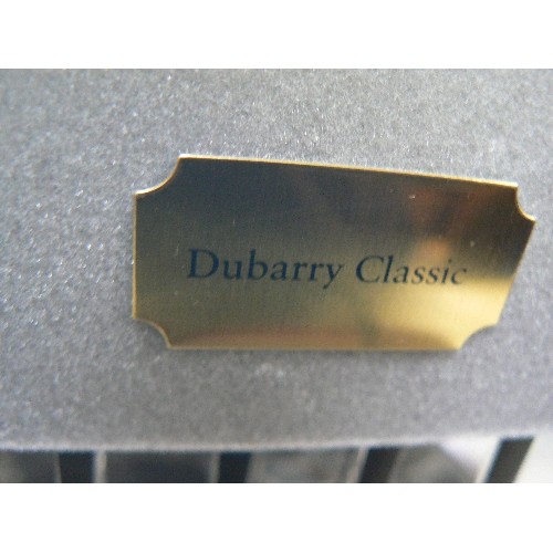 91 - A VINERS OF SHEFFIELD CANTEEN OF SILVERPLATED CUTLERY - A SERVICE FOR 8 PEOPLE, DUBARRY CLASSIC PATT... 