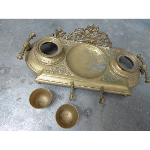 132A - A BRASS DOUBLE INKWELL AND PEN STAND WITH ORNATE PIERCED BACK - A/F