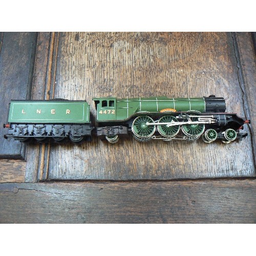 522 - VINTAGE 3-RAIL OO FLYING SCOTSMAN LOCOMOTIVE