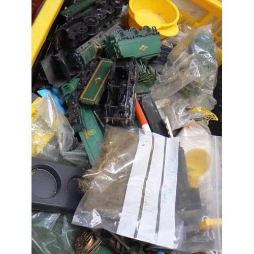 528 - 2 BOXES OF MODEL RAILWAY SCENERY ETC INC MODEL LOCOMOTIVES AF, BUILDINGS ETC