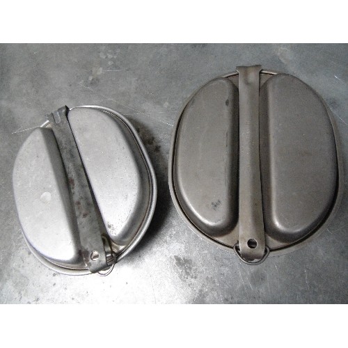 432 - TWO USA MILITARY MESS KIT PANS AND TRAYS, 0NE WW2 MARKED 1945, THE OTHER MARKED 1963