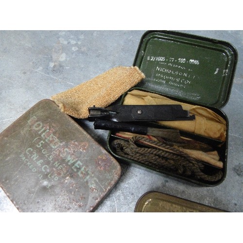 438 - A POST WAR EX BRITISH ARMY GUN CLEANING KIT WITH COMBI TOOL, OIL BOTTLE, FLICKER BRUSH, PULL THROUGH... 