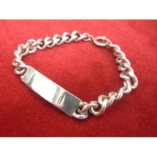 117 - SOLID SILVER CHUNKY I.D. BRACELET UNENGRAVED. WEIGHT 37.25g