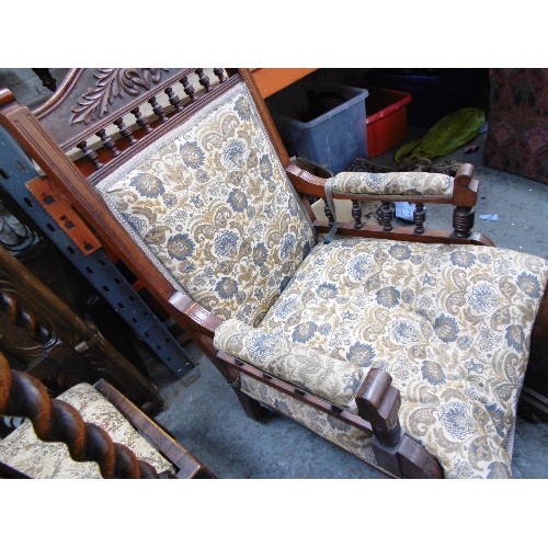 392 - LATE 19TH CENTURY MAHOGANY FRAMED CHAISE LONGUE WITH TURNED SPINDLES IN THE BACK RAIL, AND A MATCHIN... 