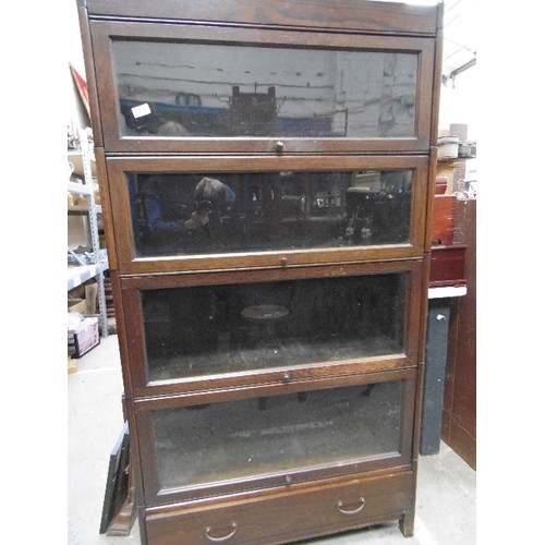 396 - A CIRCA 1920'S WERNICKE TYPE 5 SECTION BOOKCASE WITH DRAWER FORMING THE BOTTOM SECTION