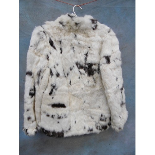 347G - VINTAGE BLACK AND WHITE  SHORT RABBIT FUR JACKET- MADE IN HONG KONG