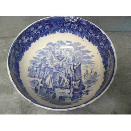 194A - 19TH CENTURY WEDGWOOD BLUE & WHITE BOWL IN 