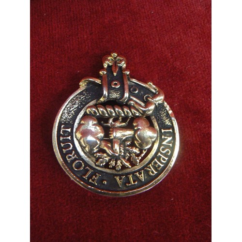 102 - A BROOCH OF THE SCOTISH CLAN BUCHANAN  WHICH IS ALSO  WATSON IN ENGLAND 6 X 4.7CM. SEE LOT 462 FOR T... 