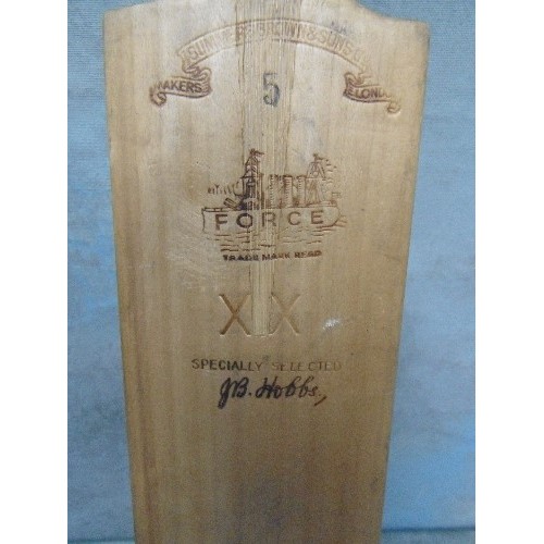 342 - A GOOD VINTAGE J B HOBBS ENDORSED SUMMERS BROWN AND SONS WILLOW CRICKET BAT THE 