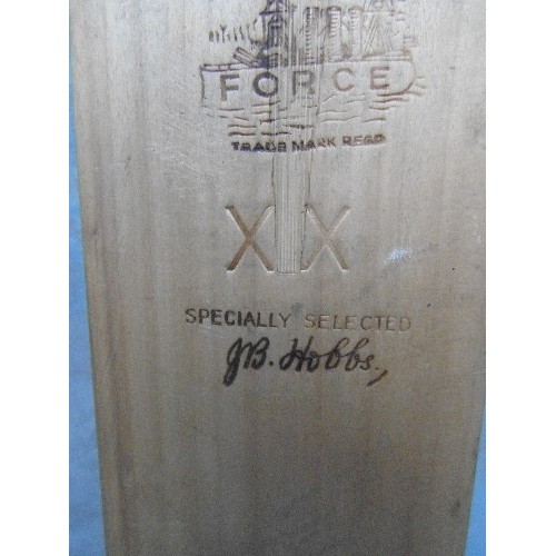 342 - A GOOD VINTAGE J B HOBBS ENDORSED SUMMERS BROWN AND SONS WILLOW CRICKET BAT THE 